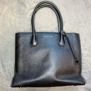 NWT Michael Kors Silver Leather Tote Bag